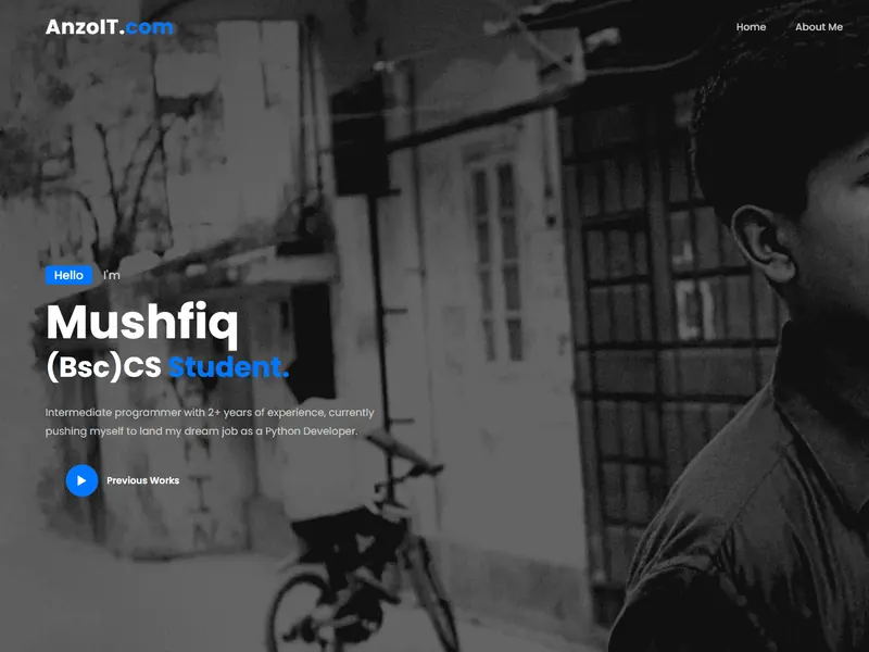 Homepage of my first portfolio website